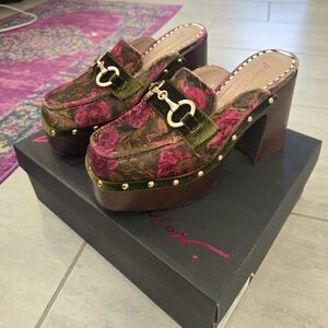 Betsy Johnson Azalea Wang Archibald Leopard Clog